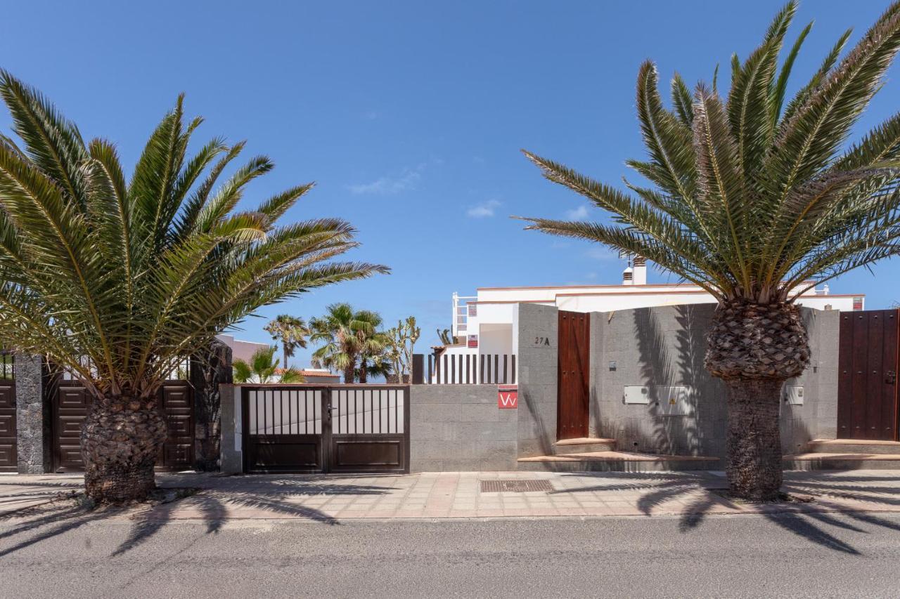 Villa Marina I Beachfront Corralejo By Holidays Home Eksteriør billede